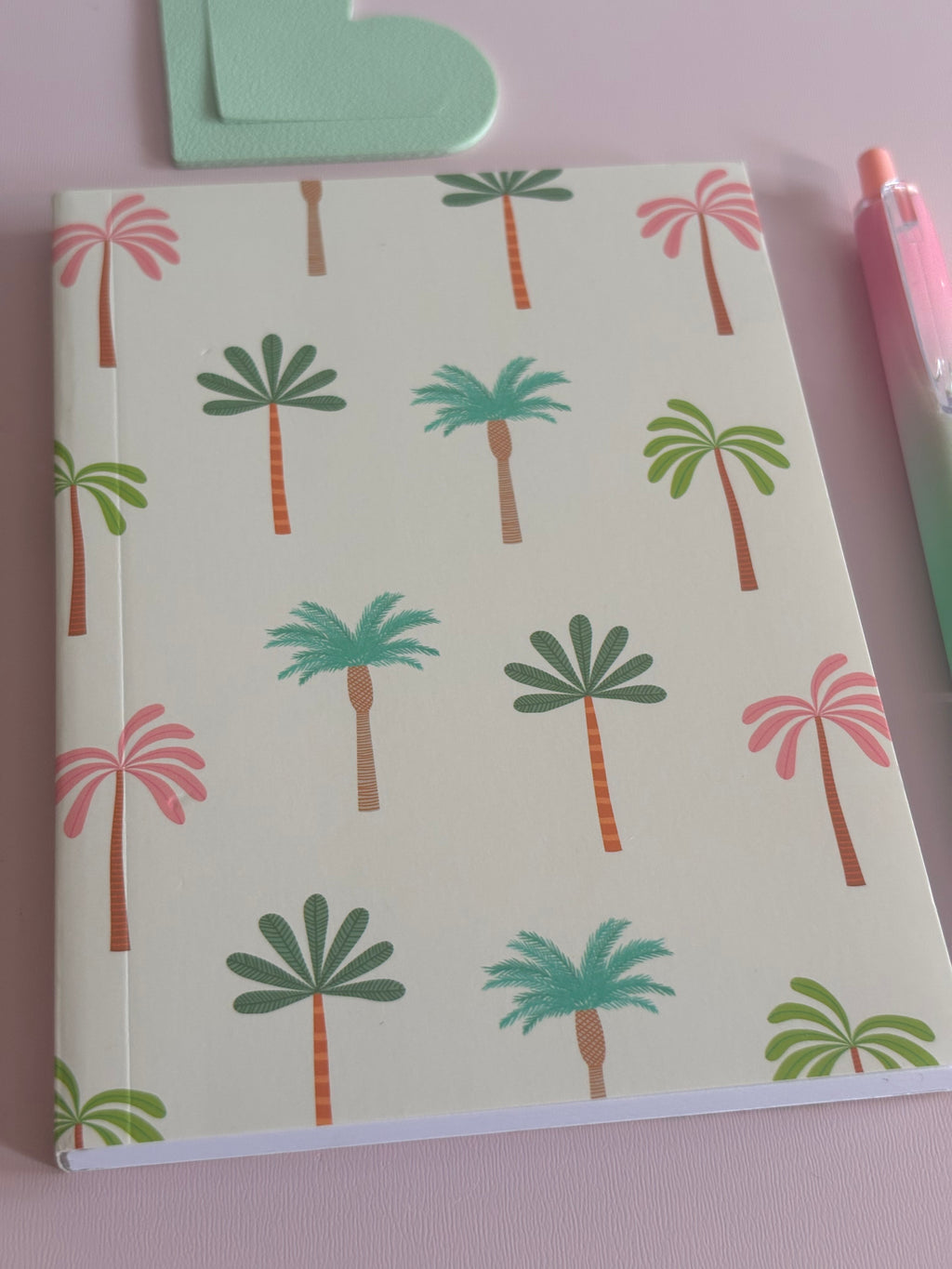 Neutral Palm Bundle