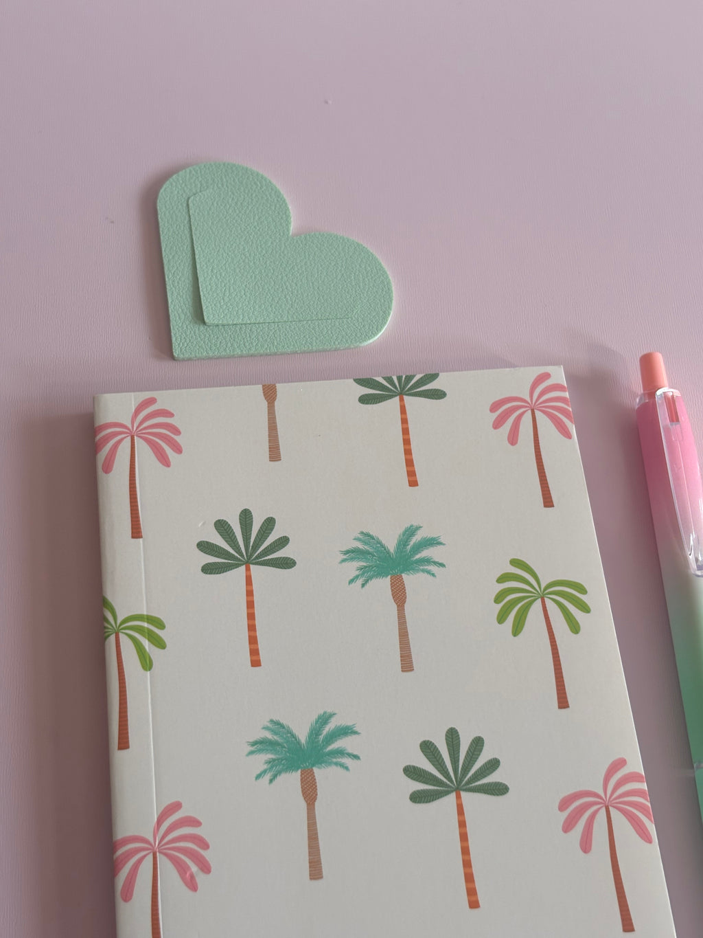 Neutral Palm Bundle