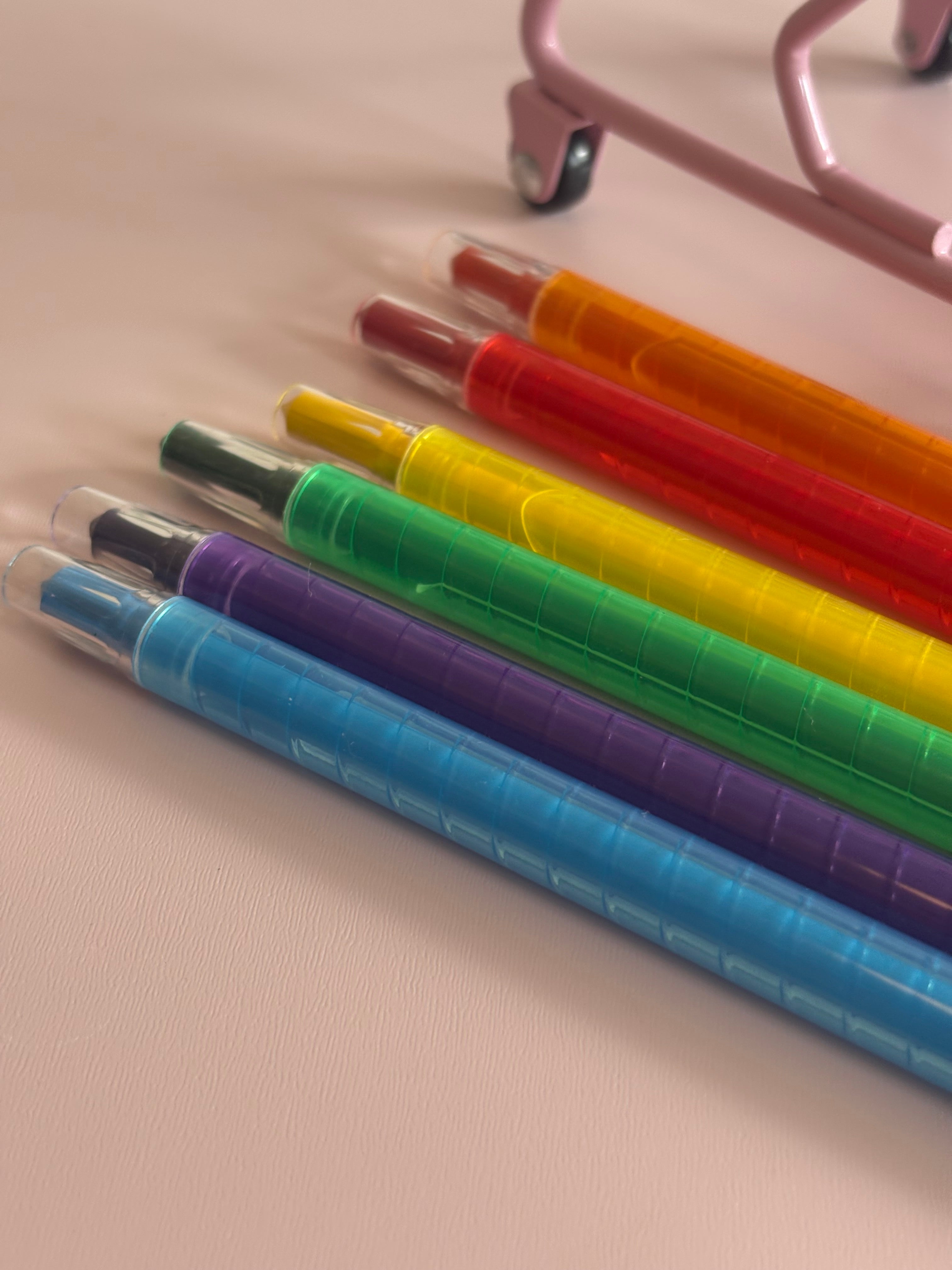 Retractable Crayons 🌈