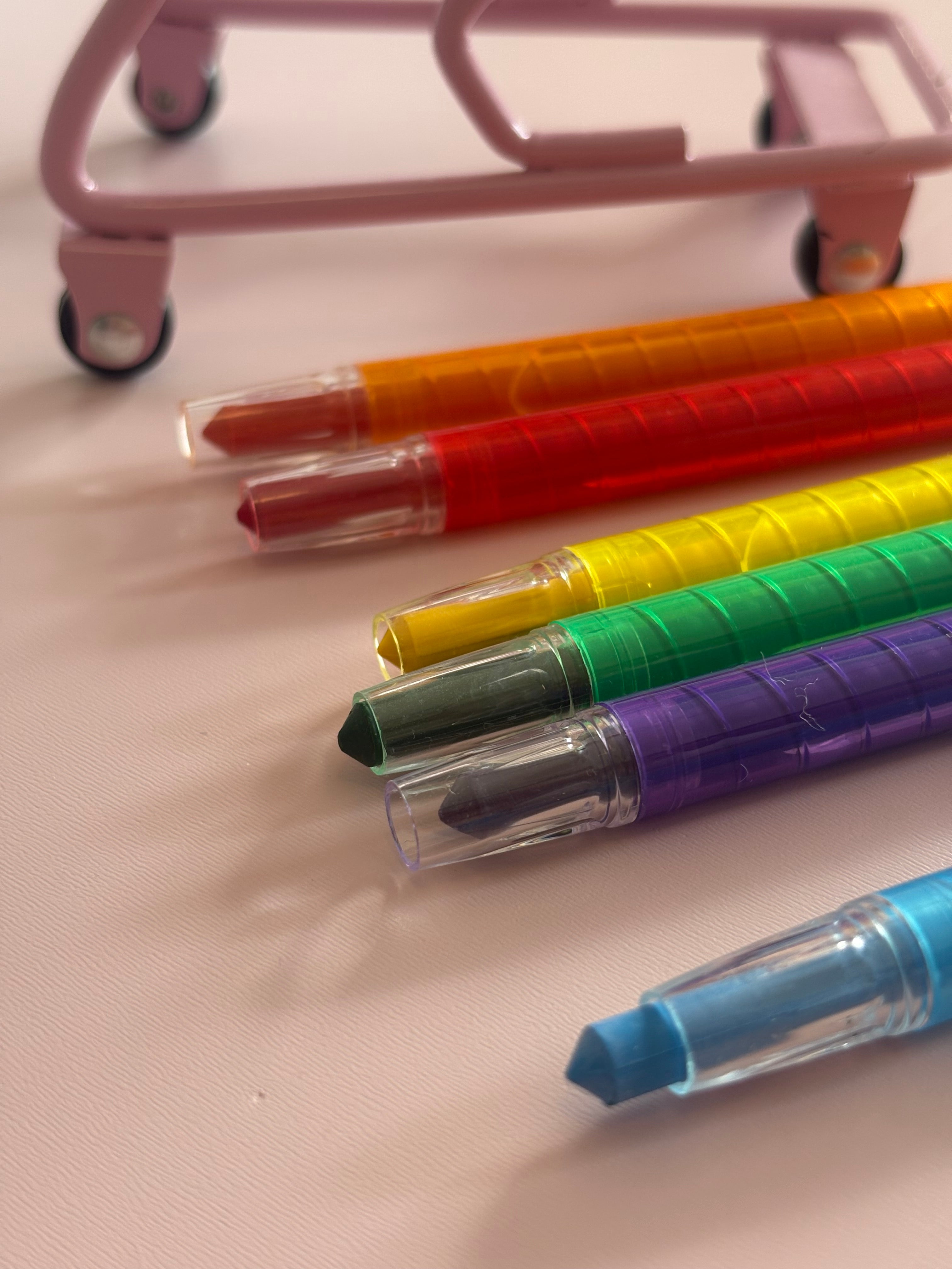 Retractable Crayons 🌈