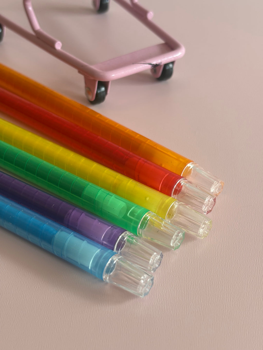Retractable Crayons 🌈